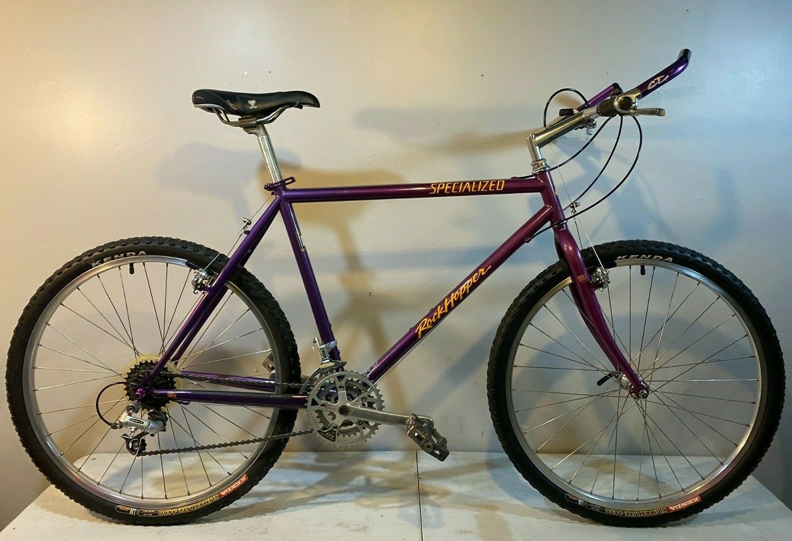 1993 Specialized Rockhopper Expert 26 Mountain Bike Suntour XC