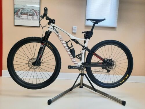 specialized epic expert carbon 29 world cup