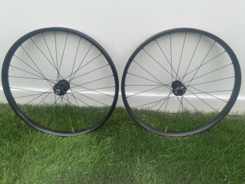 Specialized fuze 27.5 plus wheelset stout 110 Front 148 Rear Boost