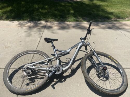 specialized 29er mountain bike